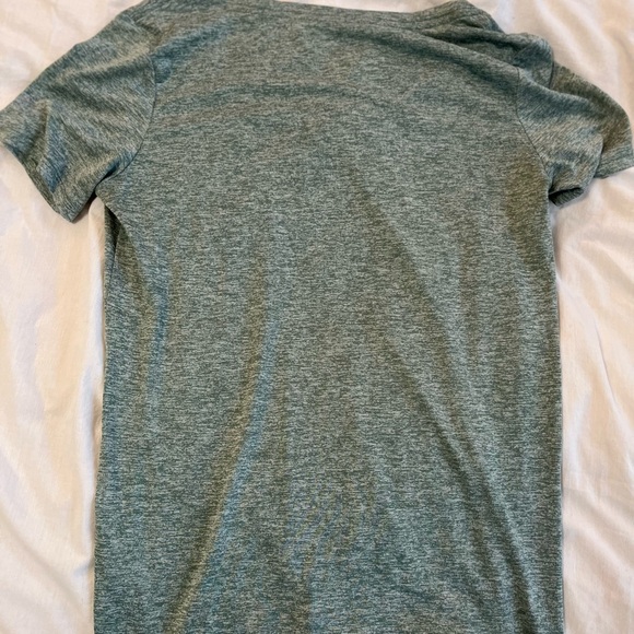 NIKE DRI FIT GREEN TEE - Picture 4 of 4